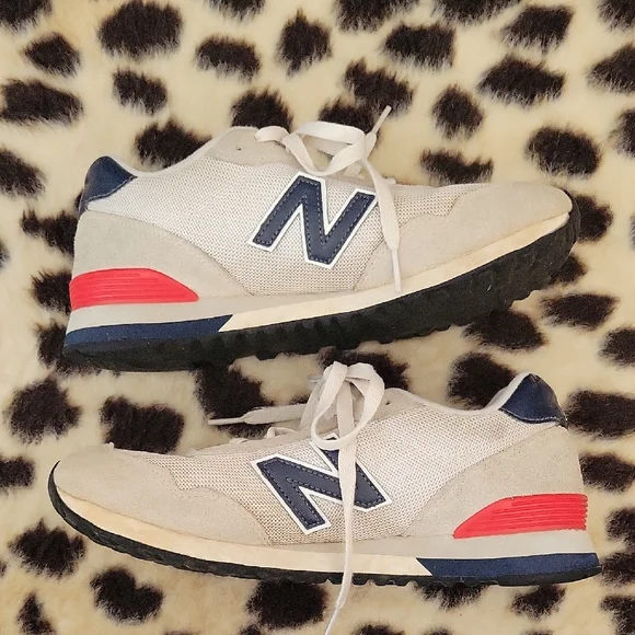 New Balance 515 Classic Sneaker | Size 8 - Picture 4 of 7